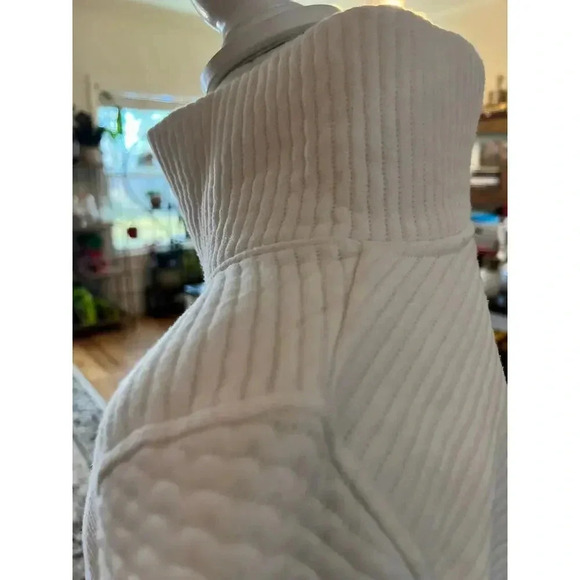 ALL IN MOTION TEXTURED TURTLE NECK PULLOVER WOMENS SIZE MEDIUM - Picture 7 of 9